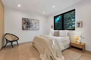 13024 Bloomfield St, Studio City, CA 91604 - Photo 27