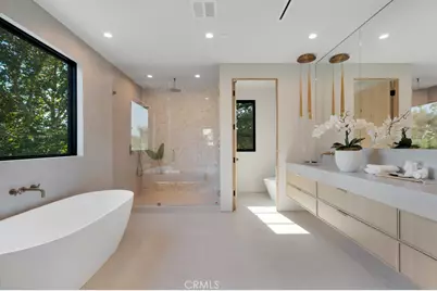 13024 Bloomfield Street, Studio City, CA 91604 - Photo 37