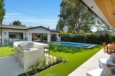 13024 Bloomfield Street, Studio City, CA 91604 - Photo 47