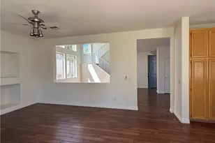 26506 Isabella, Canyon Country, CA 91351 - Photo 5