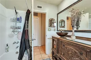 17349 Hartland St, Van Nuys, CA 91406 - Photo 11