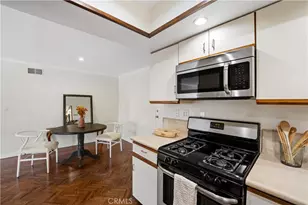 29125 Thousand Oaks Blvd, Agoura Hills, CA 91301 - Photo 9