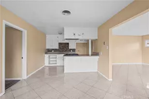 1320 White Ln, Bakersfield, CA 93307 - Photo 7