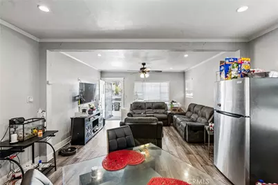 1049 W 61st Street, Los Angeles, CA 90044 - Photo 5