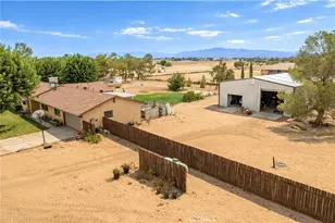 8155 W Ave E, Lancaster, CA 93536 - Photo 27