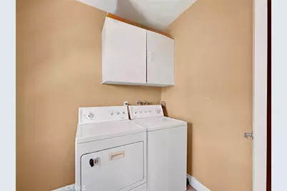 9527 Oso Avenue, Chatsworth, CA 91311 - Photo 9