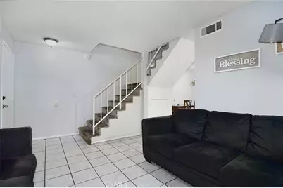 13475 Hubbard Street #31, Sylmar, CA 91342 - Photo 5