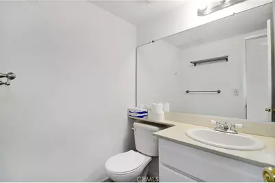 13475 Hubbard Street #31, Sylmar, CA 91342 - Photo 11