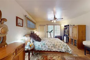 22542 Burbank Blvd, Woodland Hills, CA 91367 - Photo 21