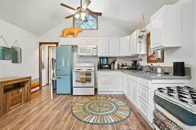 24990 Marion Ridge Drive, Idyllwild, CA 92549 - Photo 19