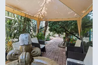 2245 W 27th Street, Los Angeles, CA 90018 - Photo 35