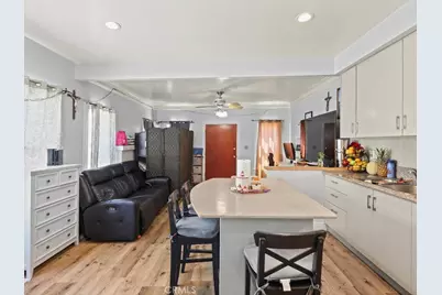 2245 W 27th Street, Los Angeles, CA 90018 - Photo 3