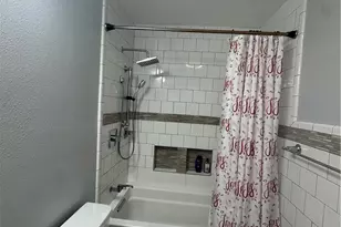 9300 S Hoover St, Los Angeles, CA 90044 - Photo 37