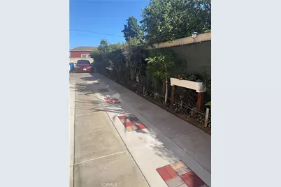 9300 S Hoover Street, Los Angeles, CA 90044 - Photo 7