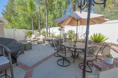 20019 Nutcracker Court, Canyon Country, CA 91351 - Photo 53