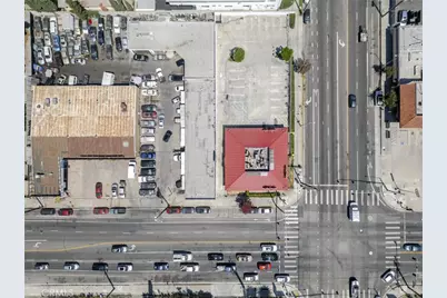 12113 Burbank Boulevard, Valley Village, CA 91607 - Photo 7