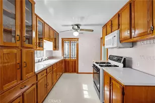 6190 Mesa, Los Angeles, CA 90042 - Photo 9