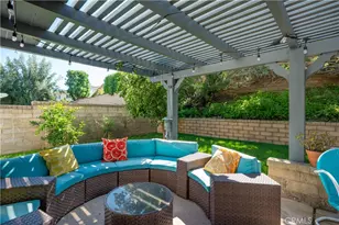 25451 Via Macarena, Valencia, CA 91355 - Photo 19