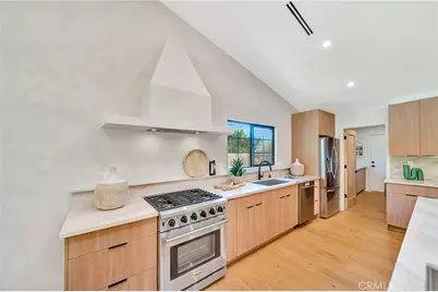 5534 Pattilar Avenue, Woodland Hills, CA 91367 - Photo 19
