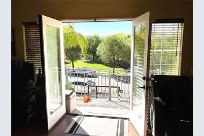 15717 Alia Court, Canyon Country, CA 91387 - Photo 17