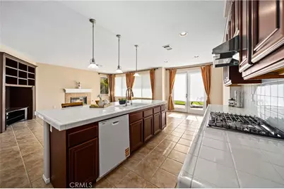 28521 Meadow Heights Court, Canyon Country, CA 91387 - Photo 25