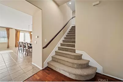 28521 Meadow Heights Court, Canyon Country, CA 91387 - Photo 9