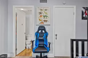 28341 Seco Canyon Rd, Saugus, CA 91390 - Photo 31