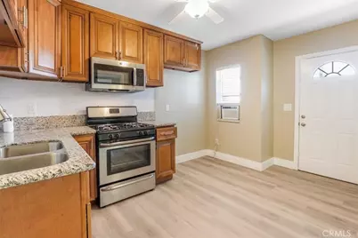 13737 Mercer Street, Pacoima, CA 91331 - Photo 23