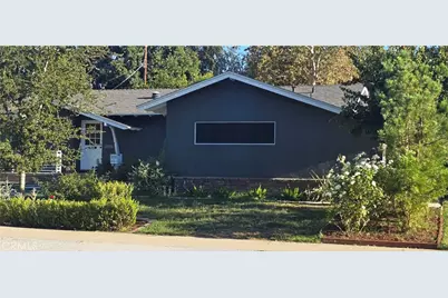 22128 Burton Street, Canoga Park, CA 91304 - Photo 3