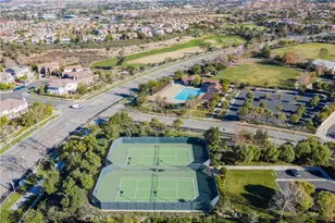 26821 Peppertree Dr, Valencia, CA 91381 - Photo 67