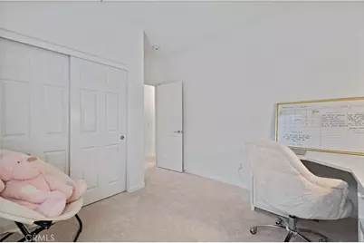 26821 Peppertree Drive, Valencia, CA 91381 - Photo 39