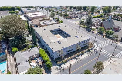 13061 Vanowen Street, North Hollywood, CA 91605 - Photo 11