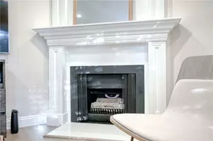 479 Serento Cir, Thousand Oaks, CA 91360 - Photo 9