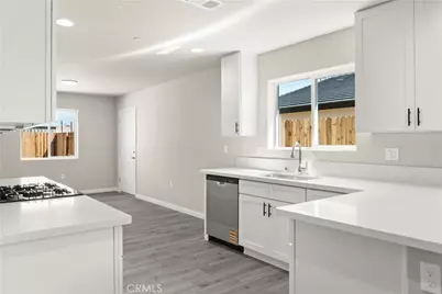 600 Poinsettia Street, Bakersfield, CA 93307 - Photo 17