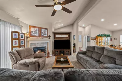 20172 Shadow Island Dr., Canyon Country, CA 91351 - Photo 5