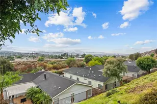 20172 Shadow Island Dr, Canyon Country, CA 91351 - Photo 29