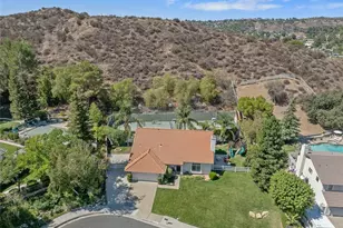 20906 Susan Carole Dr, Saugus, CA 91350 - Photo 7