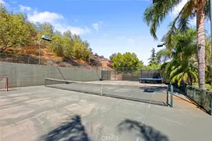 20906 Susan Carole Dr, Saugus, CA 91350 - Photo 47