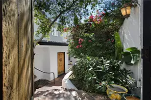8383 Wyndham Rd, Los Angeles, CA 90046 - Photo 3