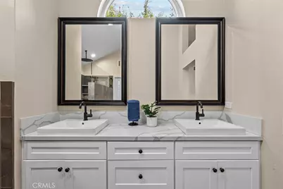 22035 Conway Place, Saugus, CA 91350 - Photo 27