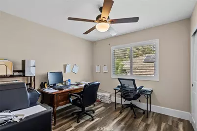 22035 Conway Place, Saugus, CA 91350 - Photo 23