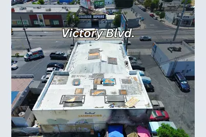 11717 Victory Boulevard, North Hollywood, CA 91606 - Photo 19