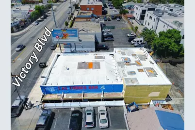 11717 Victory Boulevard, North Hollywood, CA 91606 - Photo 3