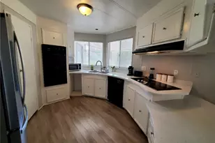 24303 Woolsey Canyon Rd, Canoga Park, CA 91304 - Photo 13