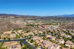 28648 Iron Village Dr, Valencia, CA 91354 - Photo 37