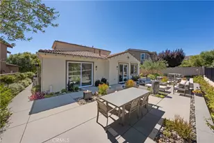 28648 Iron Village Dr, Valencia, CA 91354 - Photo 31