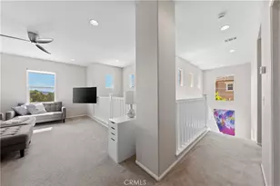 28648 Iron Village Dr, Valencia, CA 91354 - Photo 21