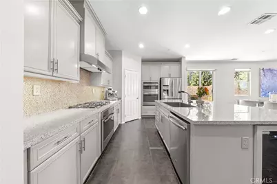 28648 Iron Village Drive, Valencia, CA 91354 - Photo 7