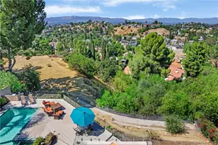 21727 Ulmus Dr, Woodland Hills, CA 91364 - Photo 37