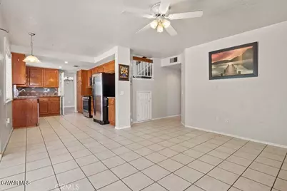 39240 Gunsmoke Court, Palmdale, CA 93551 - Photo 9
